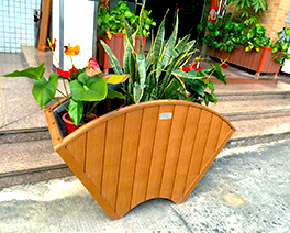 Tiling & Planters