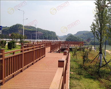 Outdoor engineered Wood Plastic Composite Fencing, Decking and Pergola