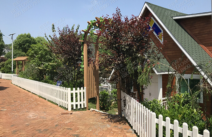 Prefab Privacy Composite WPC Garden Fence